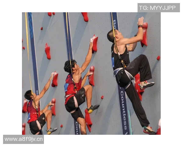 攀岩之巅:深入成都攀岩队的比赛历程与经验分享 攀岩之巅:深入成都攀岩队的比赛历程与经验分享